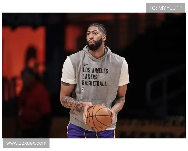 湖人队迎来重大调整 詹姆斯与浓眉共谋新赛季战术布局 湖人队迎来重大调整 詹姆斯与浓眉共谋新赛季战术布局