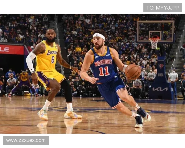 詹姆斯率湖人险胜勇士 库里末节爆发无奈功亏一篑